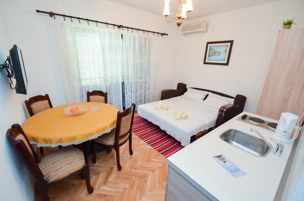 Apartments Ceklin 코토르 외부 사진